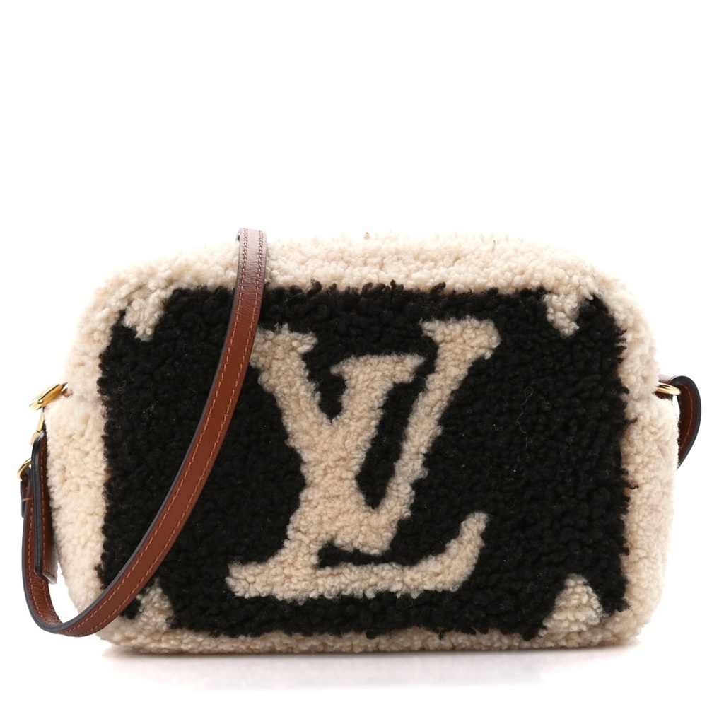 **SOLD** Louis Vuitton Teddy Pouch